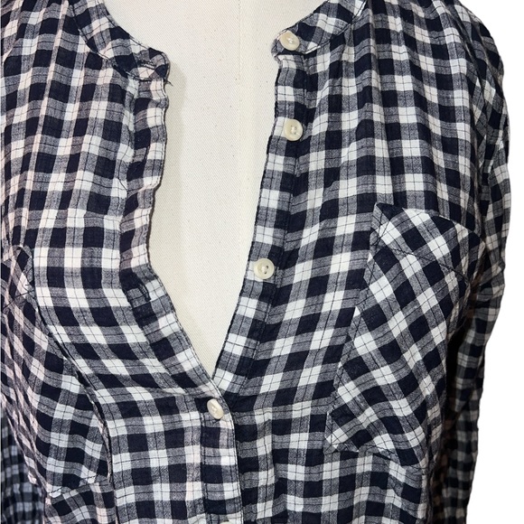 MERONA |  BLUE AND WHITE CHECKERBOARD 1/2 BUTTON DOWN V NECK TOP LARGE - Picture 7 of 8